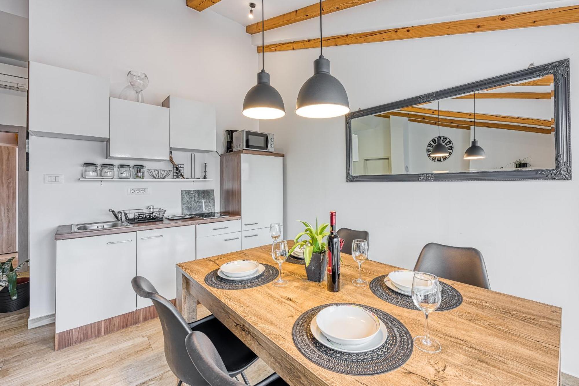 Apartments Mirjana Медулин Екстер'єр фото