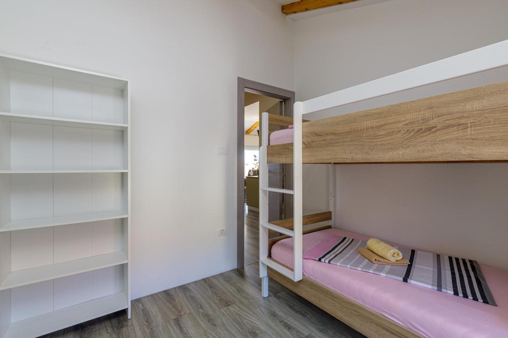 Apartments Mirjana Медулин Екстер'єр фото
