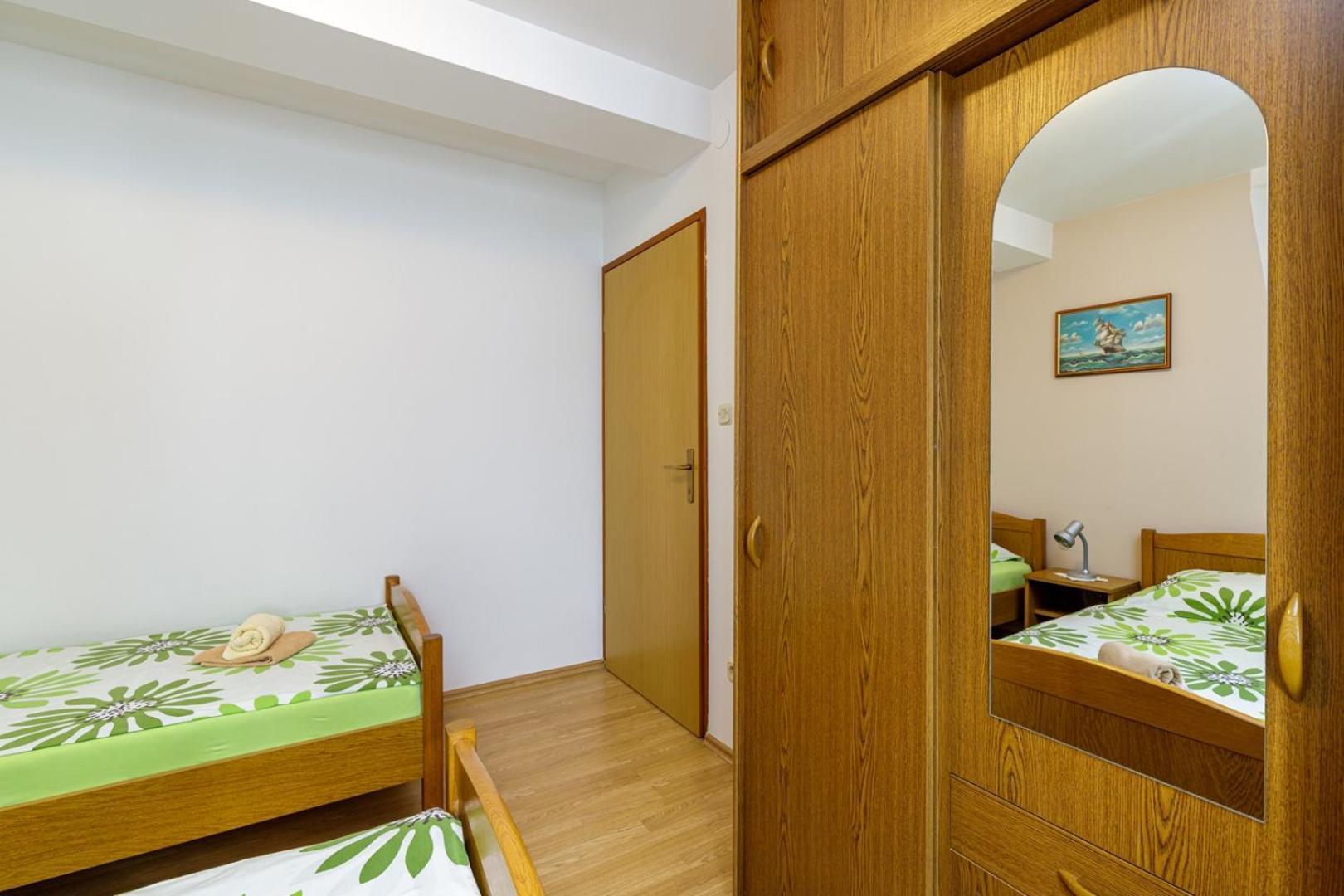 Apartments Mirjana Медулин Екстер'єр фото