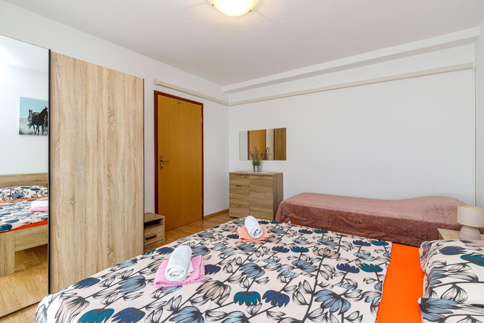 Apartments Mirjana Медулин Екстер'єр фото